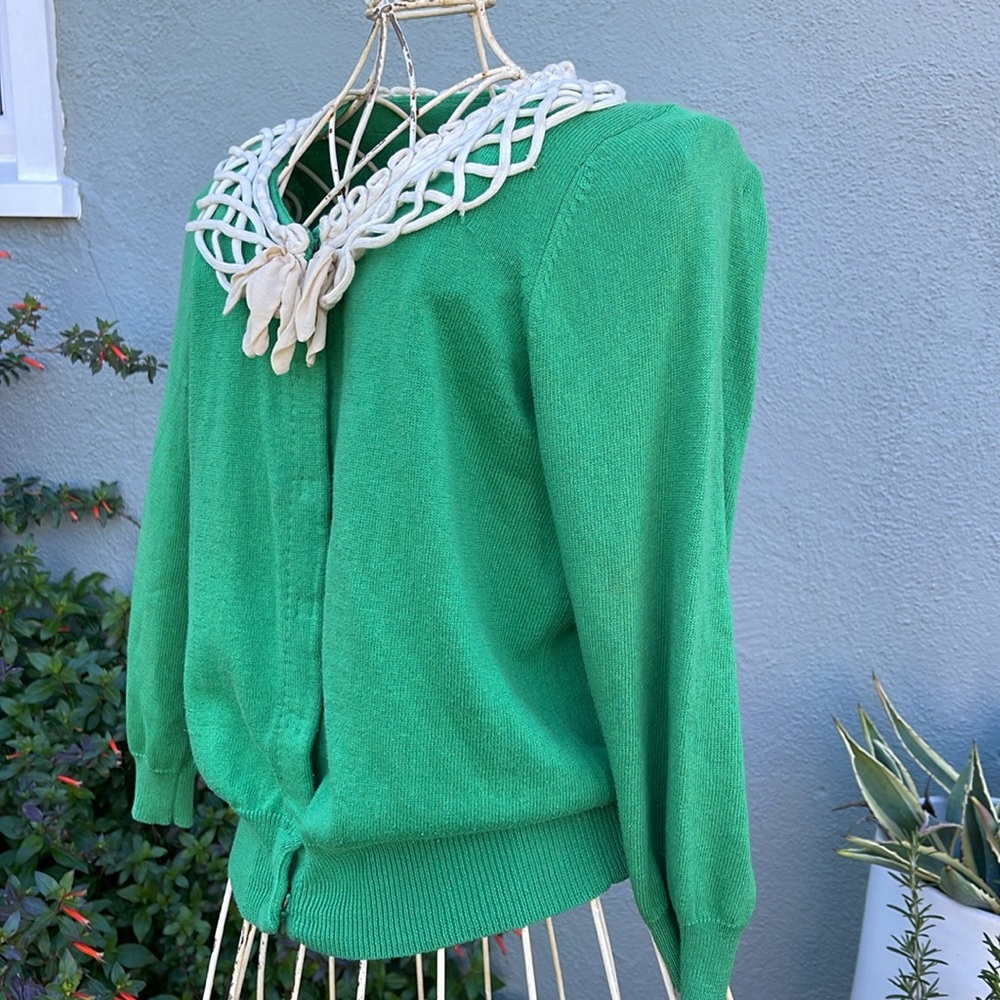 Field Flower Anthropologie Green Silk Sweater with Lacework Collar - Picture 3 of 9
